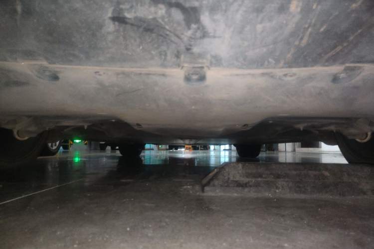 Used Tesla Model Y 2021 Long-Range All-Wheel-Drive Version Chassis Rear