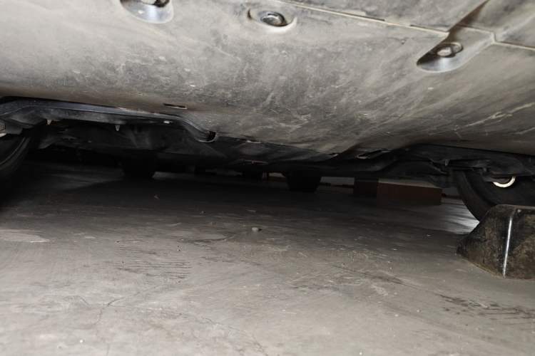 Used Tesla Model Y 2021 Long-Range All-Wheel-Drive Version Chassis Rear
