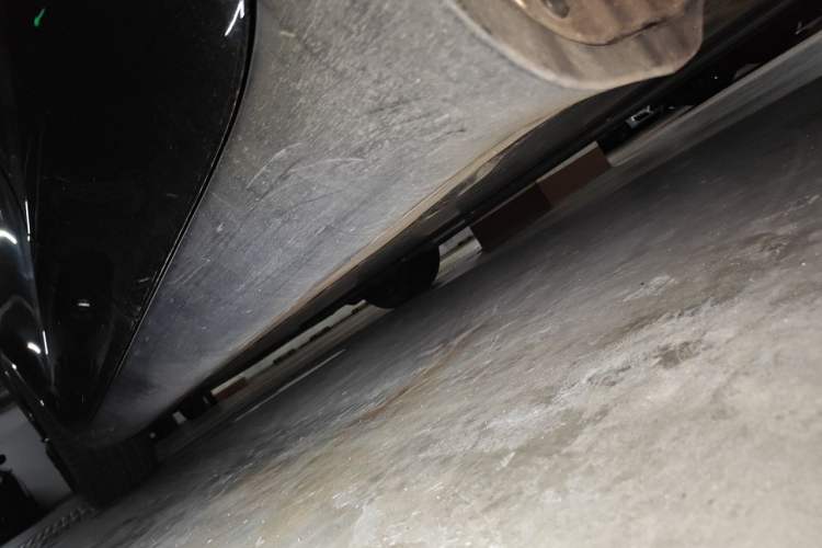 Used Tesla Model Y 2021 Long-Range All-Wheel-Drive Version Chassis Rear Left