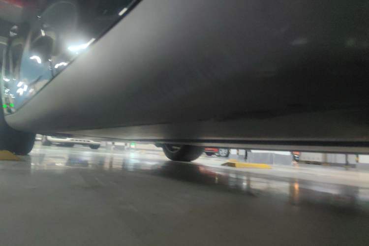Used Tesla Model Y 2021 Long-Range All-Wheel-Drive Version Chassis Rear Left