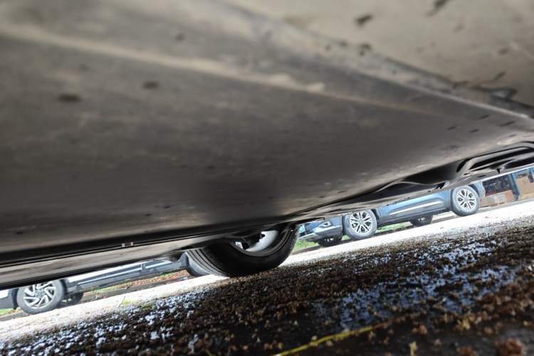 Used Tesla Model Y 2021 Revised Version 2 Long-Range All-Wheel-Drive Edition Chassis Rear Left