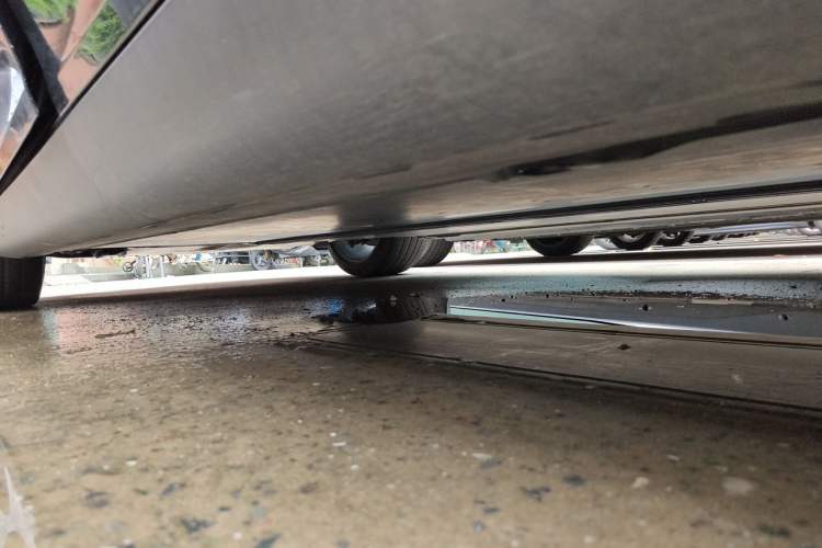 Used Tesla Model Y 2021 Standard Range Rear-Wheel Drive Version Chassis Rear Left