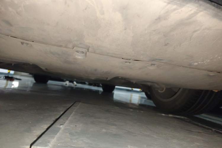 Used Tesla Model Y 2021 Standard Range Rear-Wheel Drive Version Chassis Rear