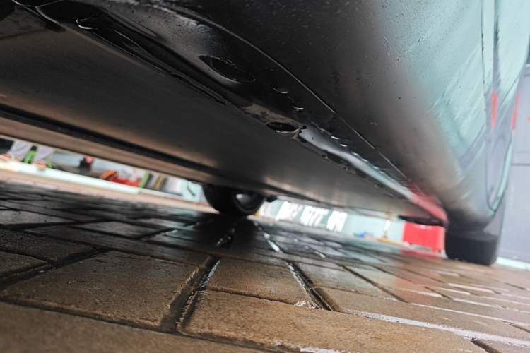 Used Tesla Model Y 2021 Standard Range Rear-Wheel Drive Version Chassis Rear Right