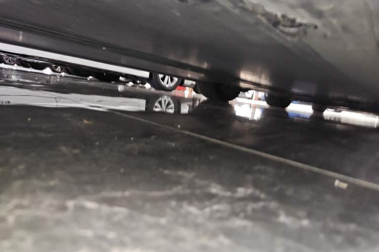 Used Tesla Model Y 2021 Performance High-Performance All-Wheel-Drive Version Chassis Rear Right