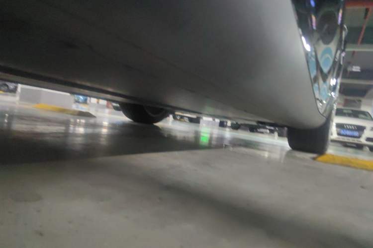 Used Tesla Model Y 2021 Long-Range All-Wheel-Drive Version Chassis Rear Right