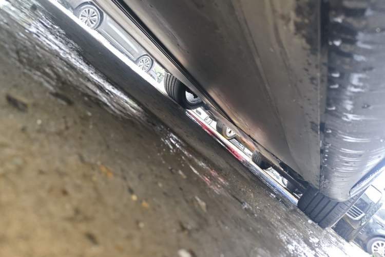 Used Tesla Model Y 2021 Standard Range Rear-Wheel Drive Version Chassis Rear Right