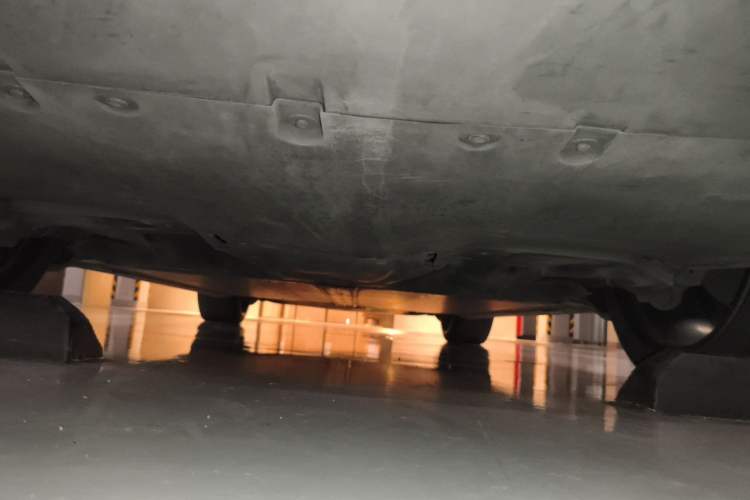 Used Tesla Model Y 2021 Long-Range All-Wheel-Drive Version Chassis Rear