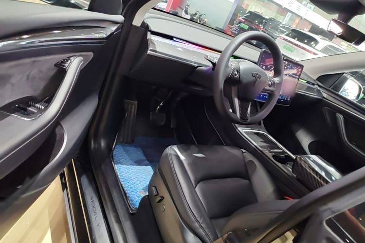 Used Tesla Model Y 2021 Standard Range Rear-Wheel Drive Version Driver Seat