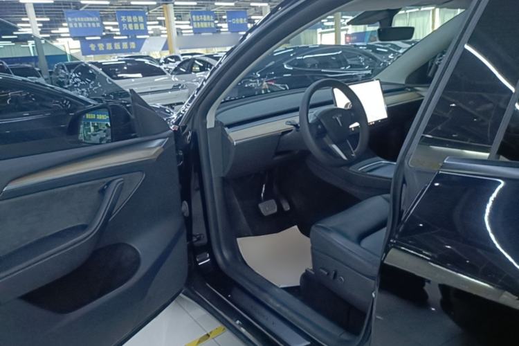 Used Tesla Model Y 2021 Standard Range Rear-Wheel Drive Version Driver Seat