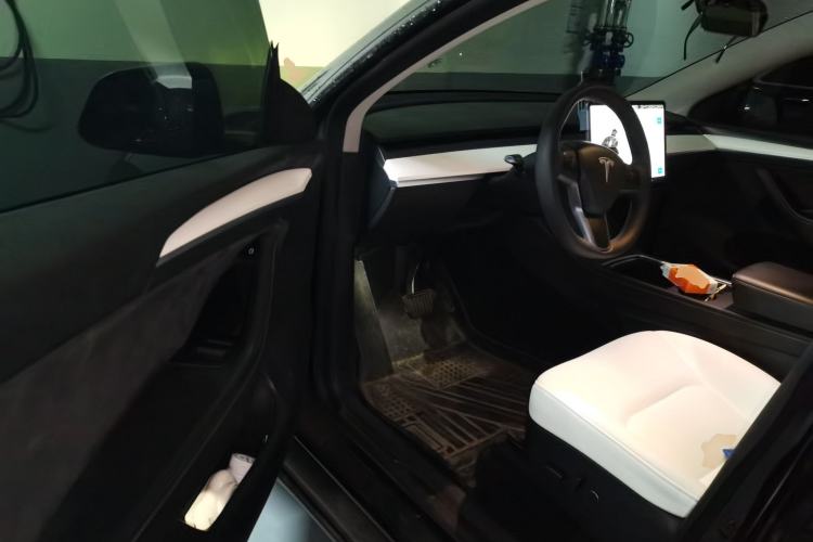 Used Tesla Model Y 2021 Standard Range Rear-Wheel Drive Version Driver Seat