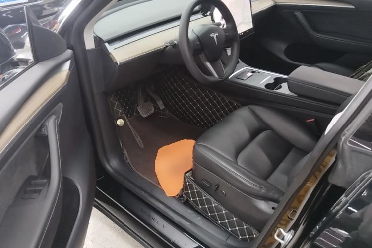 Used Tesla Model Y 2021 Standard Range Rear-Wheel Drive Version Driver Seat