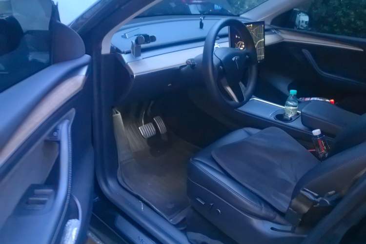 Used Tesla Model Y 2021 Standard Range Rear-Wheel Drive Version Driver Seat