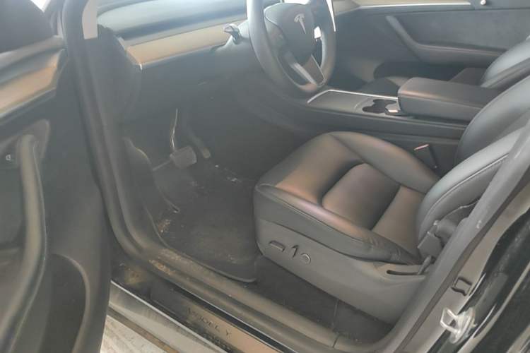 Used Tesla Model Y 2021 Standard Range Rear-Wheel Drive Version Driver Seat