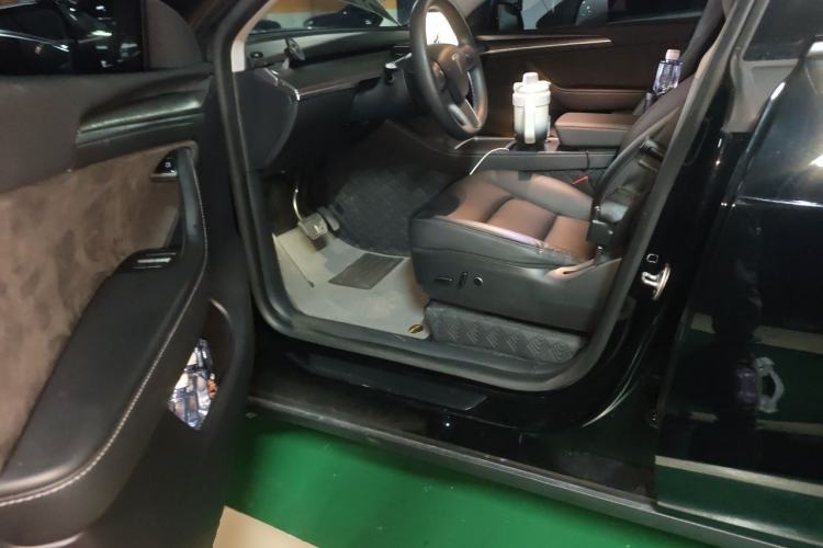 Used Tesla Model Y 2021 Standard Range Rear-Wheel Drive Version Driver Seat