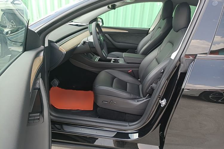 Used Tesla Model Y 2021 Standard Range Rear-Wheel Drive Version Driver Seat