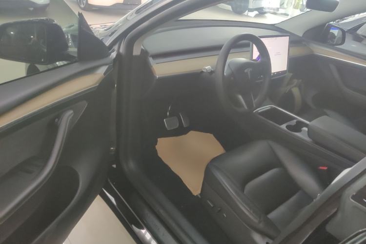 Used Tesla Model Y 2021 Standard Range Rear-Wheel Drive Version Driver Seat