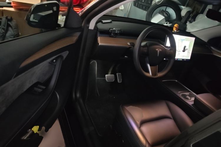 Used Tesla Model Y 2021 Standard Range Rear-Wheel Drive Version Driver Seat