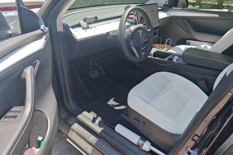 Used Tesla Model Y 2021 Standard Range Rear-Wheel Drive Version Driver Seat