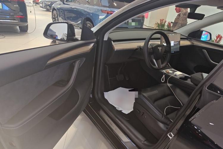 Used Tesla Model Y 2021 Standard Range Rear-Wheel Drive Version Driver Seat