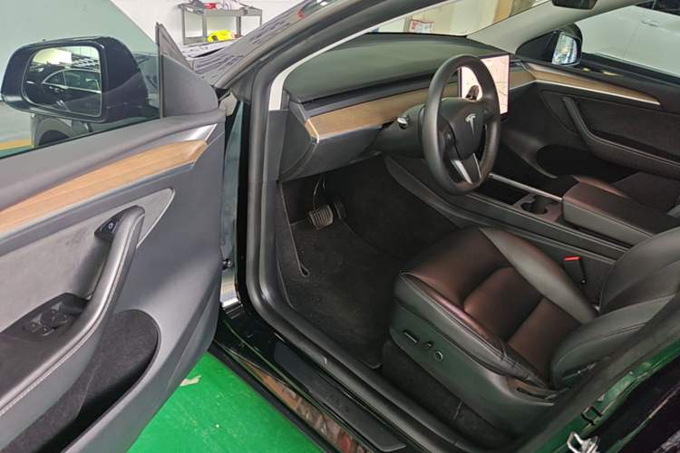 Used Tesla Model Y 2021 Standard Range Rear-Wheel Drive Version Driver Seat