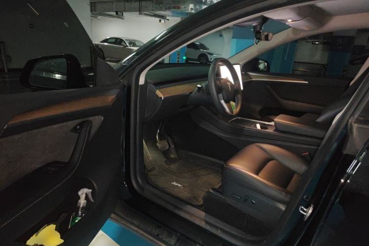 Used Tesla Model Y 2021 Standard Range Rear-Wheel Drive Version Driver Seat