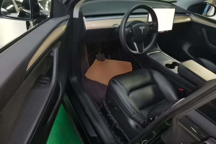 Used Tesla Model Y 2021 Standard Range Rear-Wheel Drive Version Driver Seat