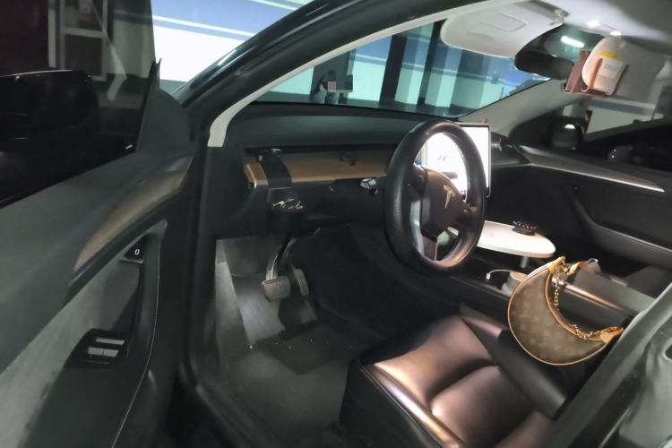 Used Tesla Model Y 2021 Standard Range Rear-Wheel Drive Version Driver Seat
