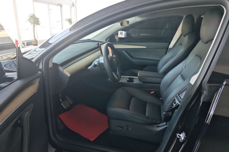Used Tesla Model Y 2021 Revised Version 2 Long-Range All-Wheel-Drive Edition Driver Seat