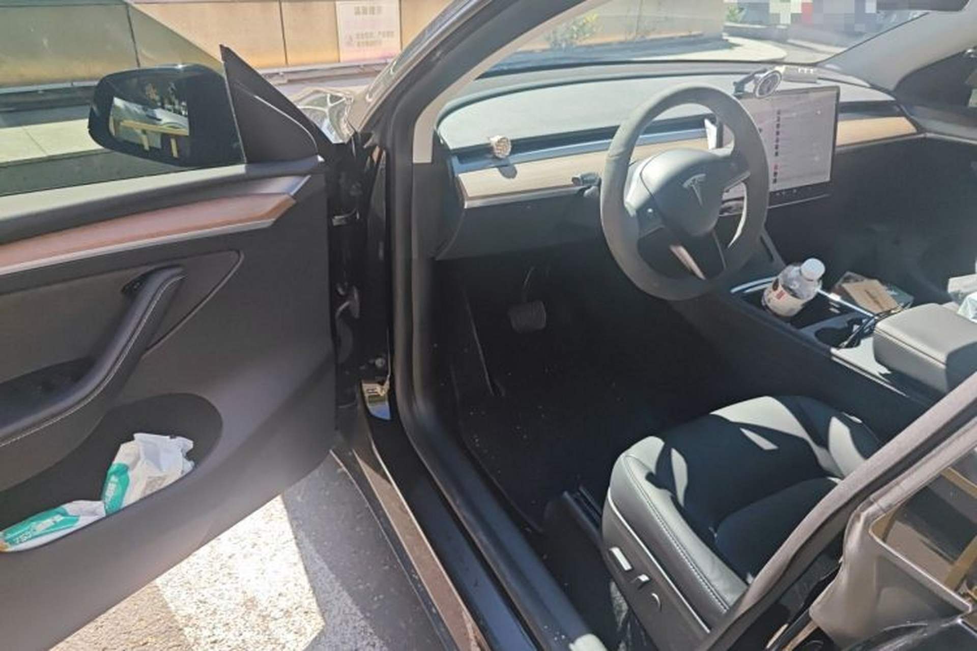 Used Tesla Model Y 2021 Standard Range Rear-Wheel Drive Version Driver Seat