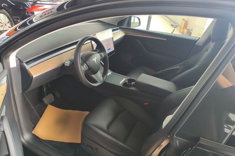 Used Tesla Model Y 2021 Standard Range Rear-Wheel Drive Version Driver Seat