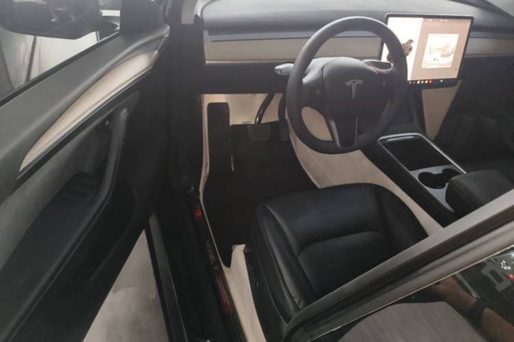 Used Tesla Model Y 2021 Standard Range Rear-Wheel Drive Version Driver Seat