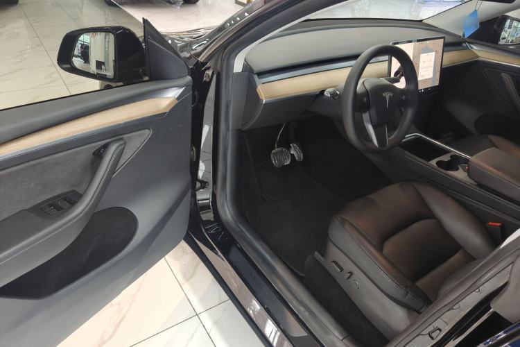 Used Tesla Model Y 2021 Standard Range Rear-Wheel Drive Version Driver Seat
