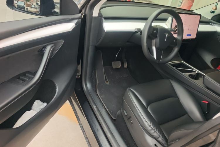 Used Tesla Model Y 2021 Standard Range Rear-Wheel Drive Version Driver Seat