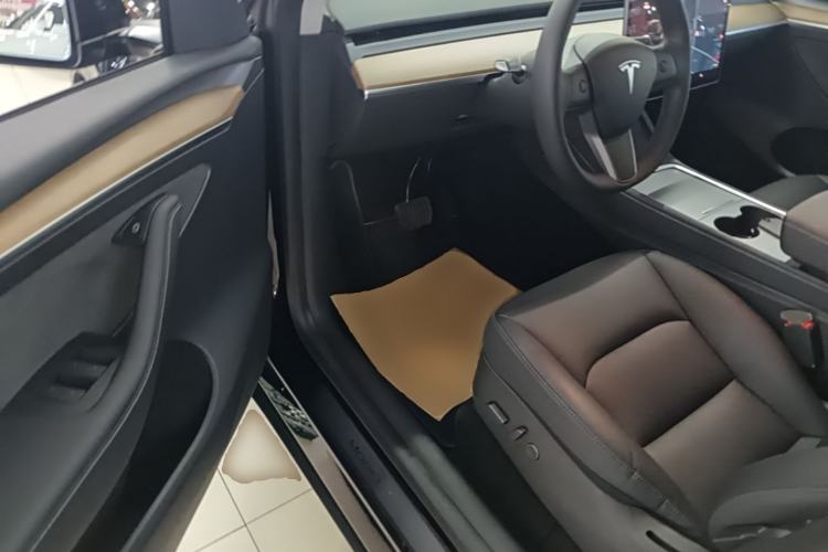Used Tesla Model Y 2021 Standard Range Rear-Wheel Drive Version Driver Seat
