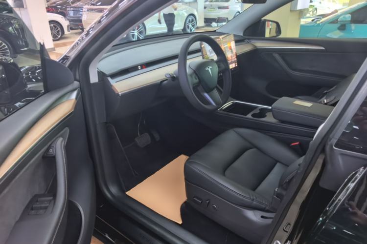 Used Tesla Model Y 2021 Standard Range Rear-Wheel Drive Version Driver Seat