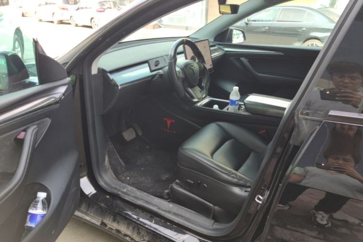 Used Tesla Model Y 2021 Standard Range Rear-Wheel Drive Version Driver Seat