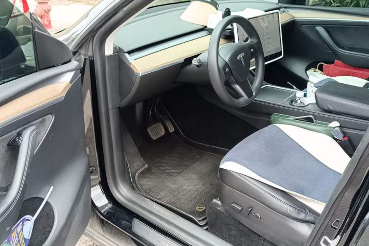 Used Tesla Model Y 2021 Standard Range Rear-Wheel Drive Version Driver Seat
