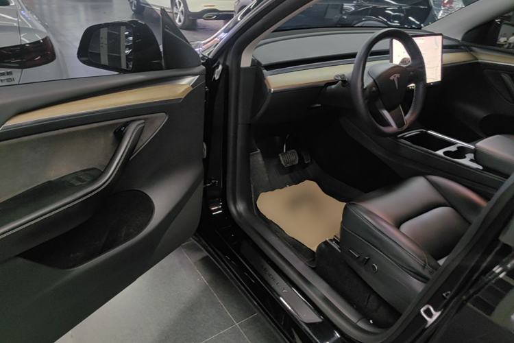Used Tesla Model Y 2021 Standard Range Rear-Wheel Drive Version Driver Seat