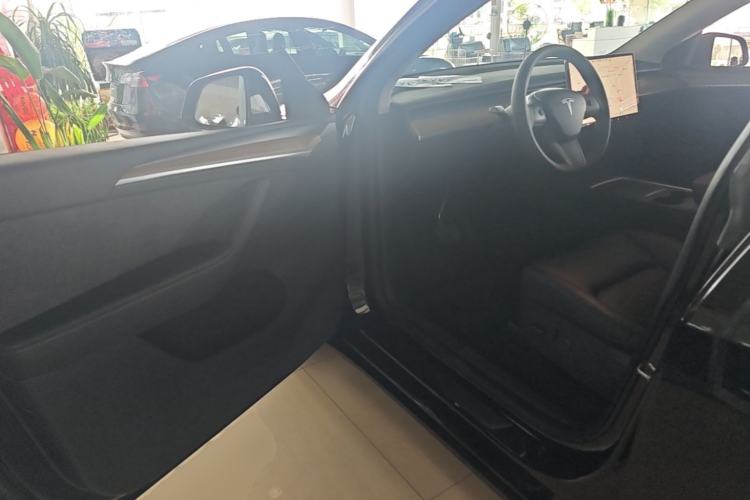 Used Tesla Model Y 2021 Standard Range Rear-Wheel Drive Version Driver Seat