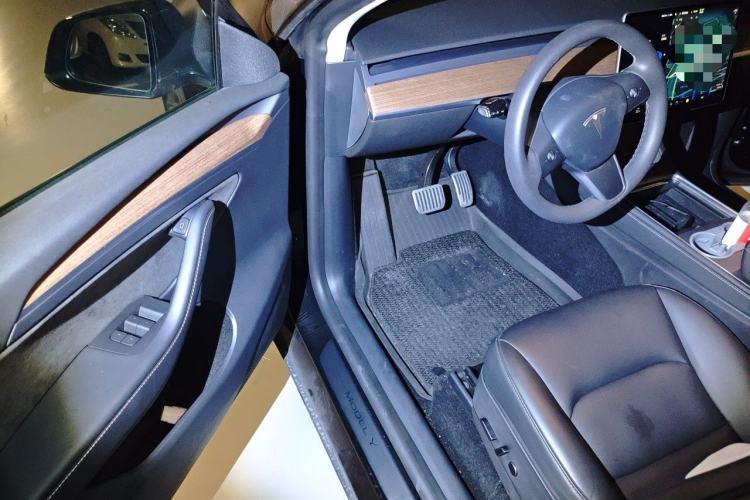 Used Tesla Model Y 2021 Standard Range Rear-Wheel Drive Version Driver Seat