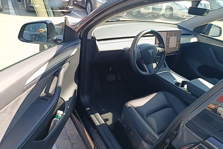 Used Tesla Model Y 2021 Standard Range Rear-Wheel Drive Version Driver Seat