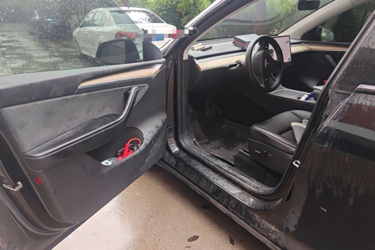 Used Tesla Model Y 2021 Standard Range Rear-Wheel Drive Version Driver Seat