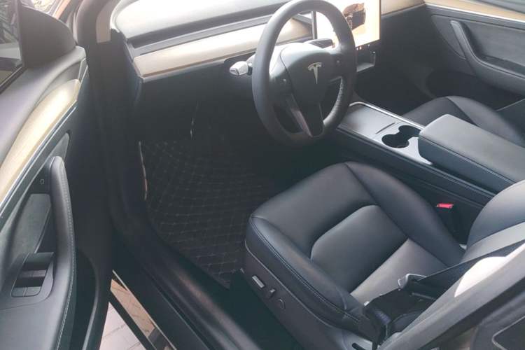 Used Tesla Model Y 2021 Revised Version 2 Long-Range All-Wheel-Drive Edition Driver Seat
