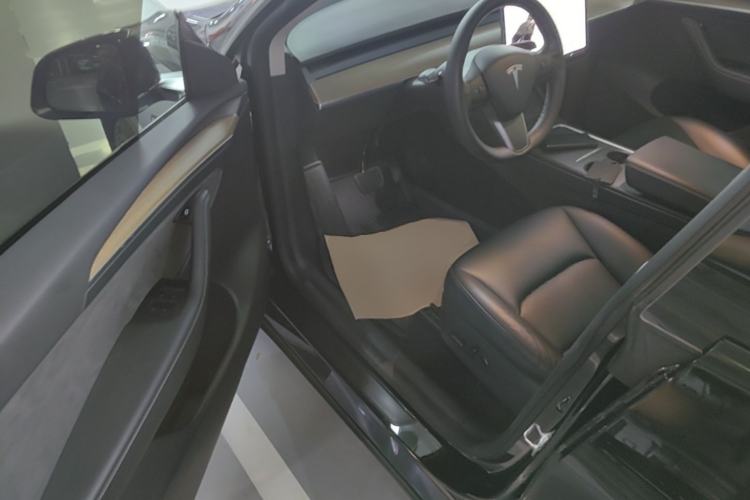 Used Tesla Model Y 2021 Standard Range Rear-Wheel Drive Version Driver Seat