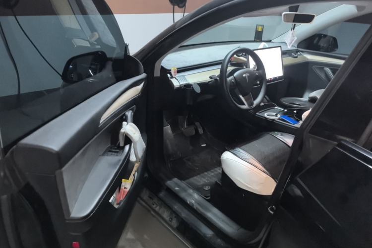 Used Tesla Model Y 2021 Standard Range Rear-Wheel Drive Version Driver Seat