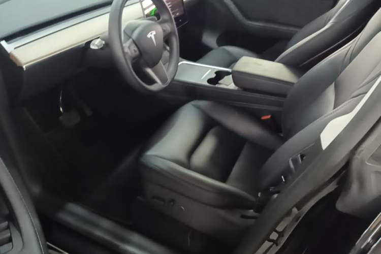 Used Tesla Model Y 2021 Standard Range Rear-Wheel Drive Version Driver Seat