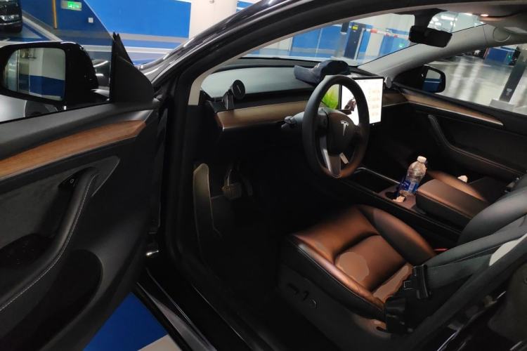 Used Tesla Model Y 2021 Standard Range Rear-Wheel Drive Version Driver Seat
