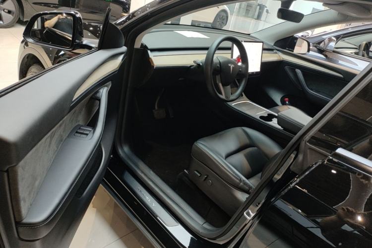 Used Tesla Model Y 2021 Standard Range Rear-Wheel Drive Version Driver Seat