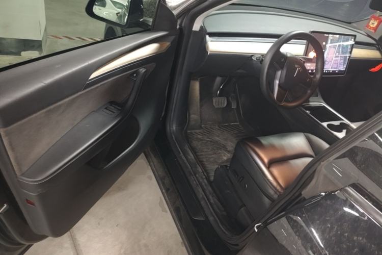 Used Tesla Model Y 2021 Standard Range Rear-Wheel Drive Version Driver Seat